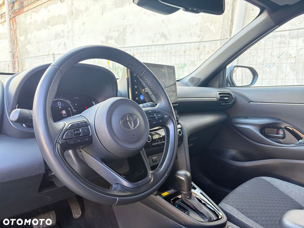 Toyota Yaris Cross Hybrid 1.5 Style - 23