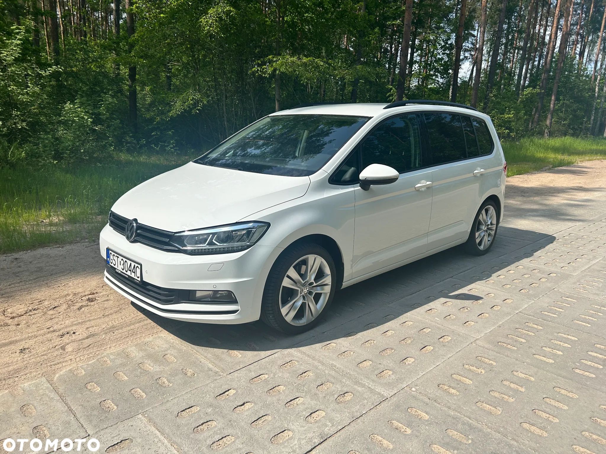Volkswagen Touran 2.0 TDI BMT Highline DSG - 1