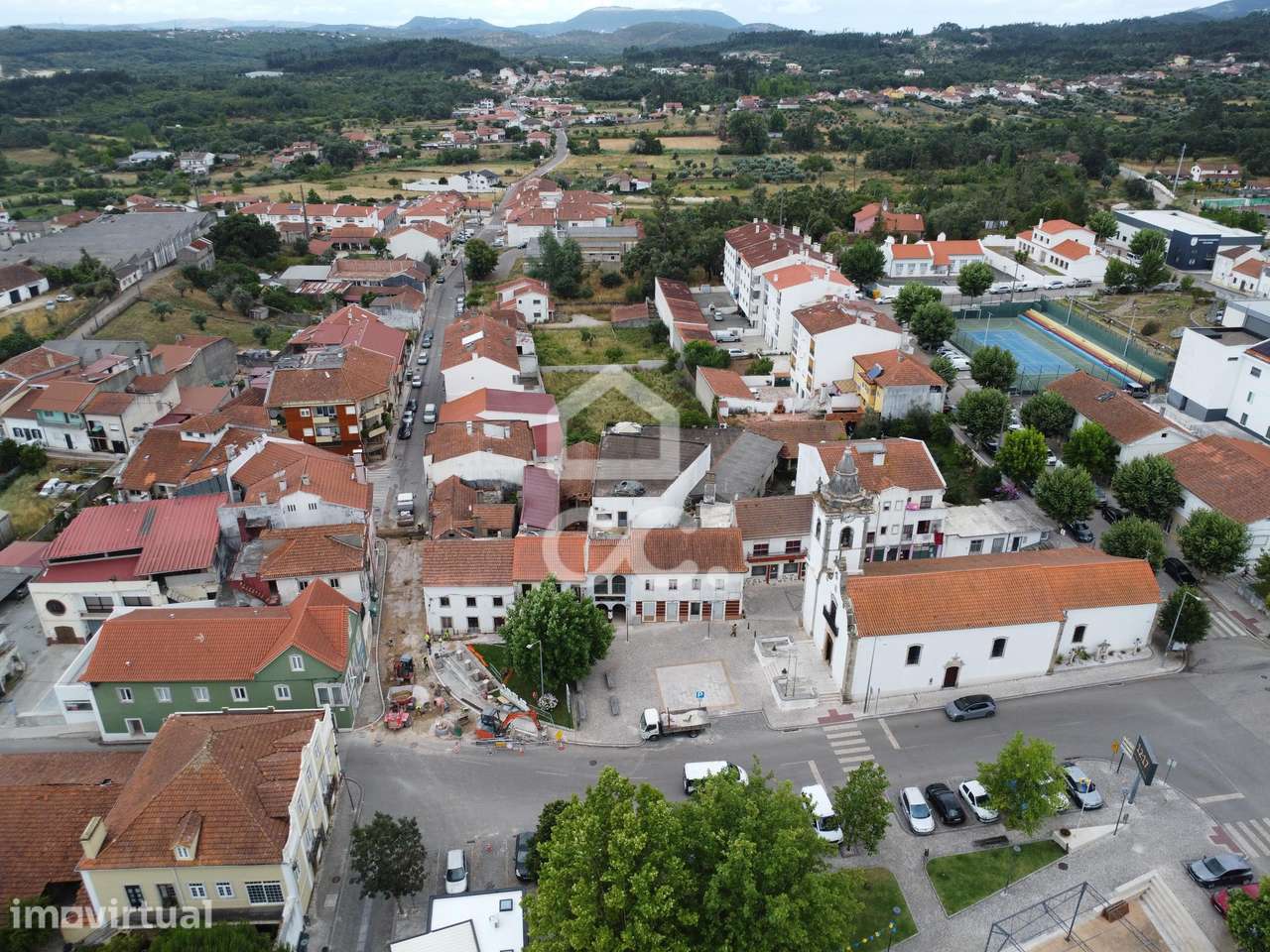 Espaço Comercial Versátil no Centro de Avelar com Dois Artigos Indepen - Grande imagem: 2/19