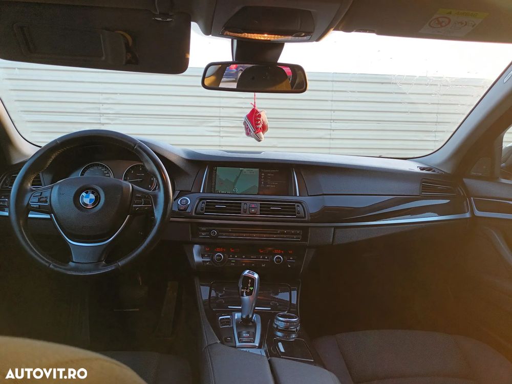 BMW Seria 5 530d AT - 10