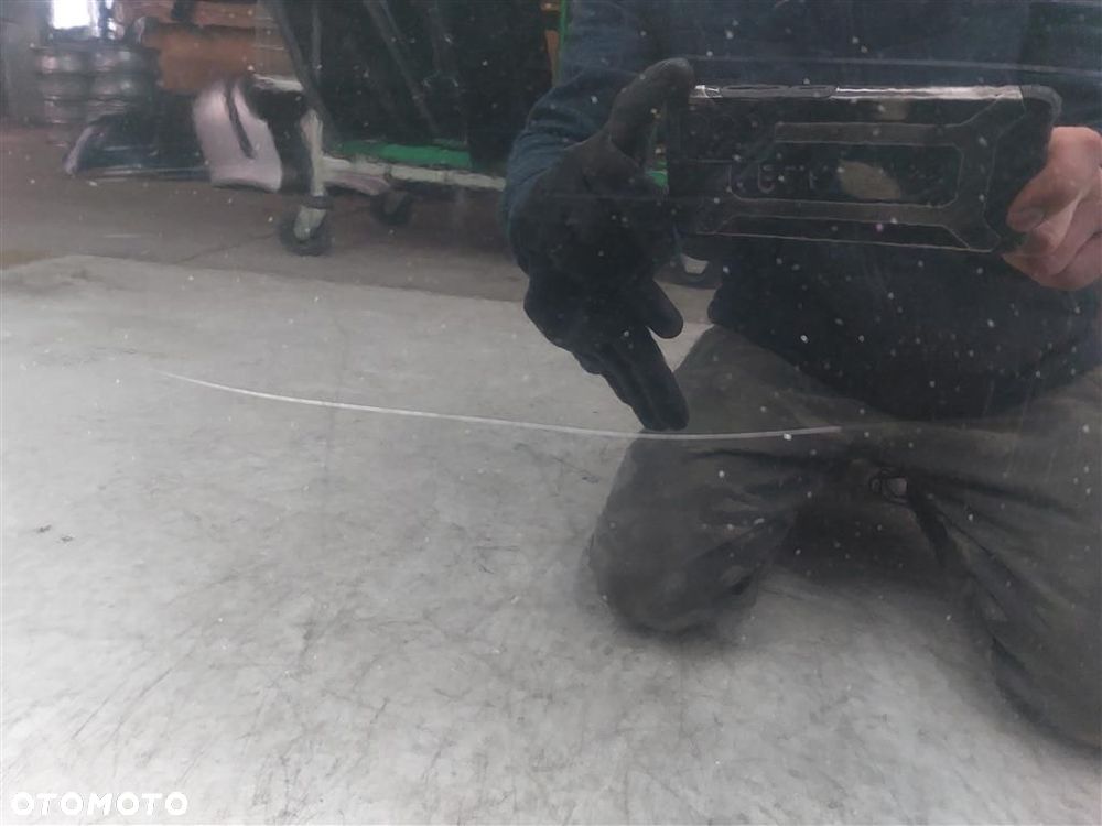 Drzwi tylne lewe tył Lexus IS II 2005-2012R LIFT LAK:Z212 CZARNE - 4