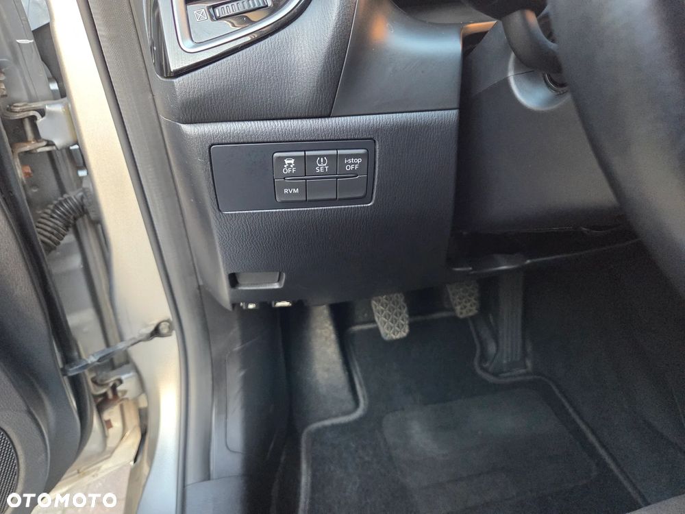 Mazda 3 SKYACTIV-D 105 Sports-Line - 9