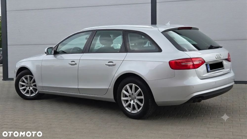 Audi A4 Avant - 4