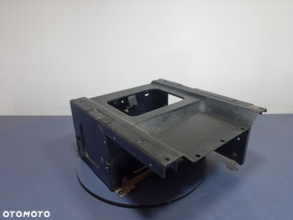 MERCEDES VITO W639 PODSTAWA FOTELA PASAŻERA A6396601840 - 1