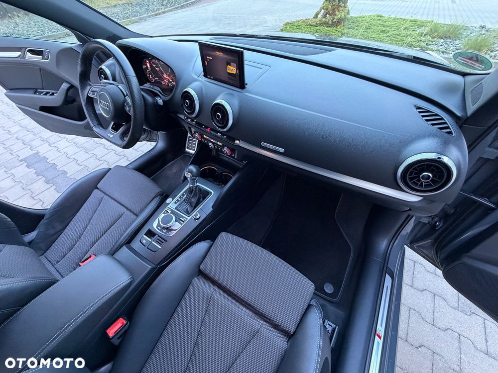 Audi A3 Sportback 40 e-tron S tronic sport - 35