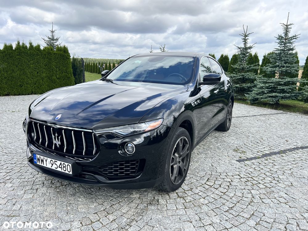 Maserati Levante S Essence - 1