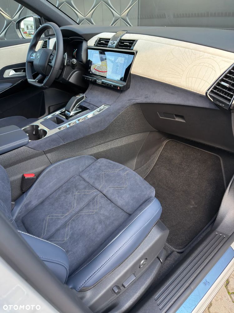 DS Automobiles DS 7 Crossback - 17