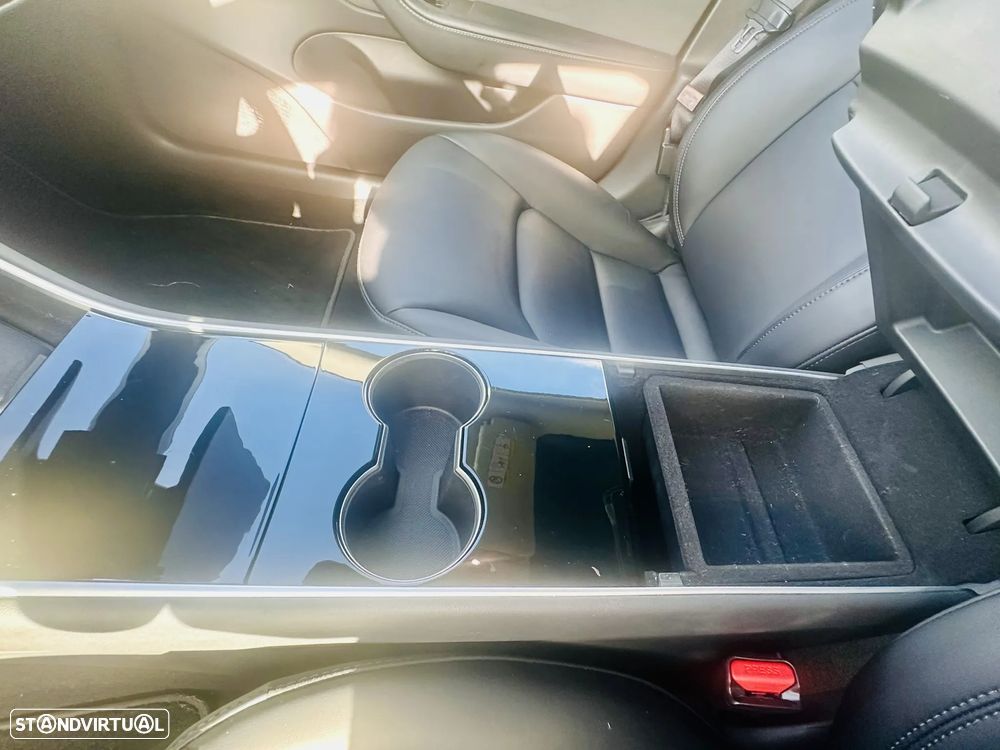 Tesla Model 3 Long Range Tração Integral - 36