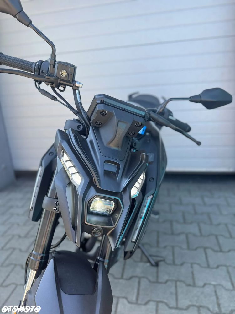 VOGE R125S - 8