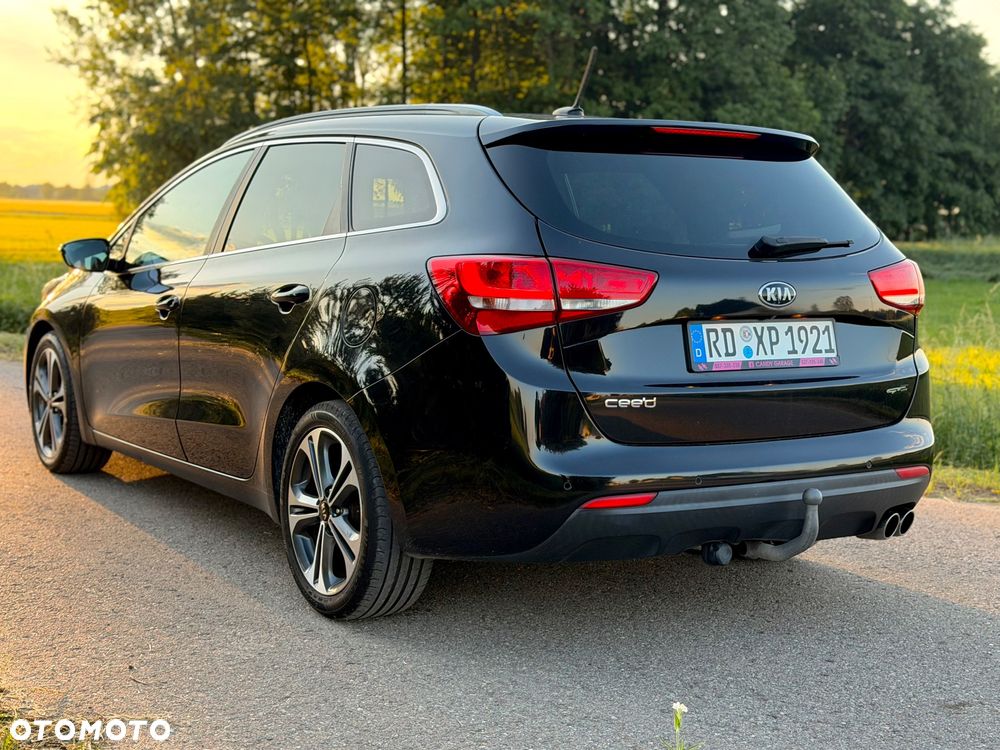 Kia Ceed 1.6 CRDi 136 ISG GT Line - 3