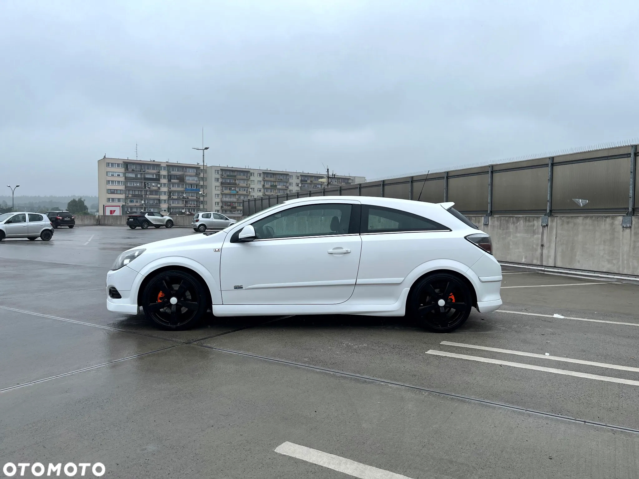 Opel Astra GTC 1.6 Turbo Sport - 5