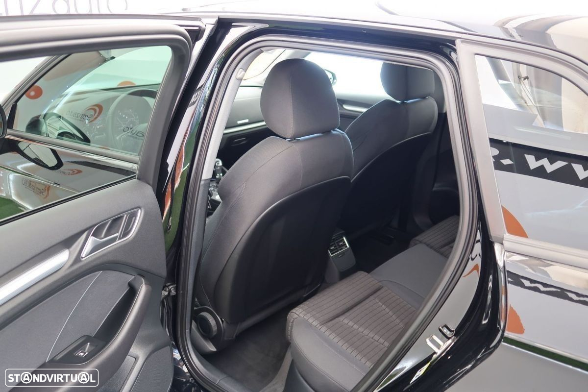 Audi A3 Sportback e-tron 1.4 TFSI Sport S tronic - 19