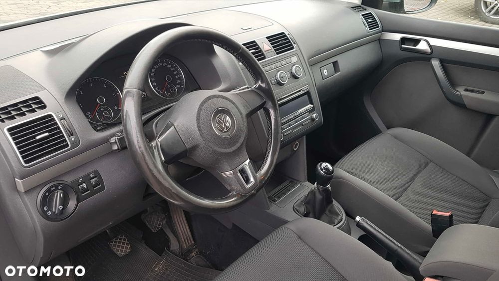 Volkswagen Touran 1.6 TDI DPF BlueMot Comfortline - 5