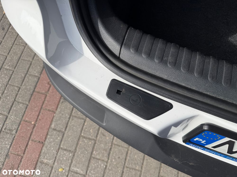 Volkswagen Tiguan - 15