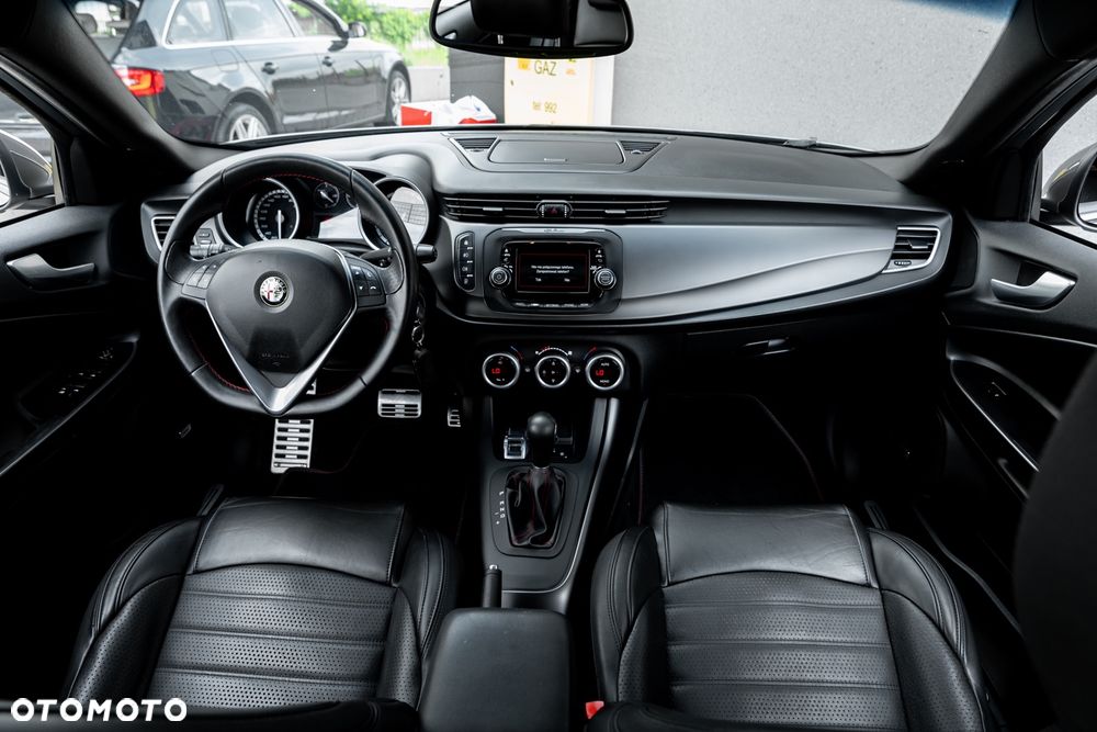 Alfa Romeo Giulietta 1.4 TB MultiAir Sport TCT - 36