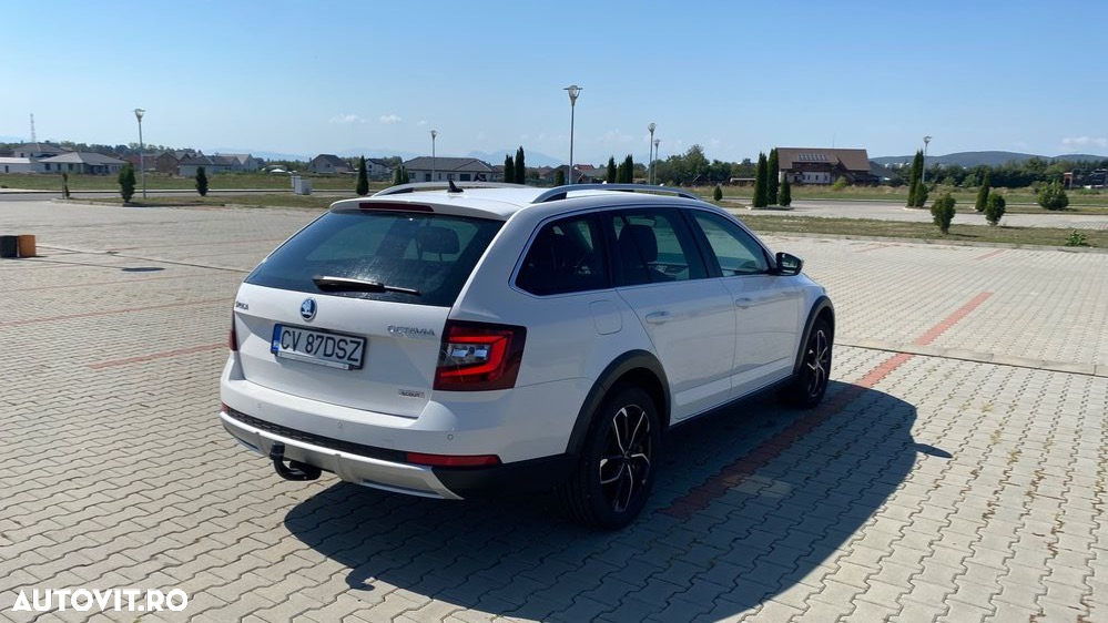Skoda Octavia Combi 2.0 TDI 4x4 DSG Scout - 6