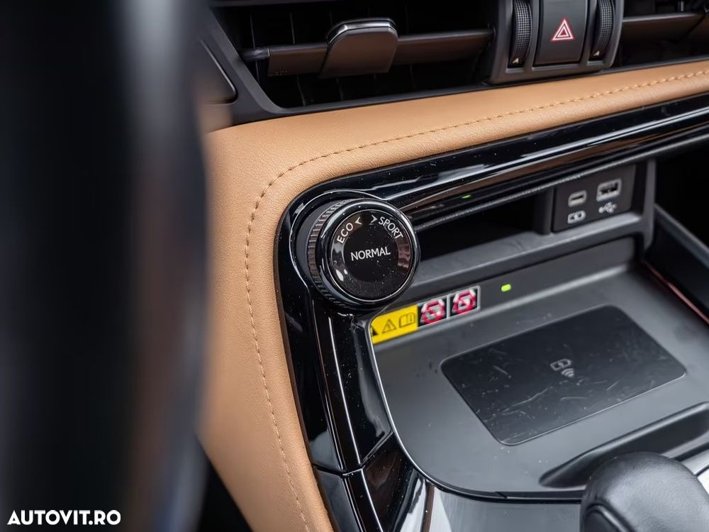 Lexus Seria NX 450h+ E-FOUR Executive Line - 15