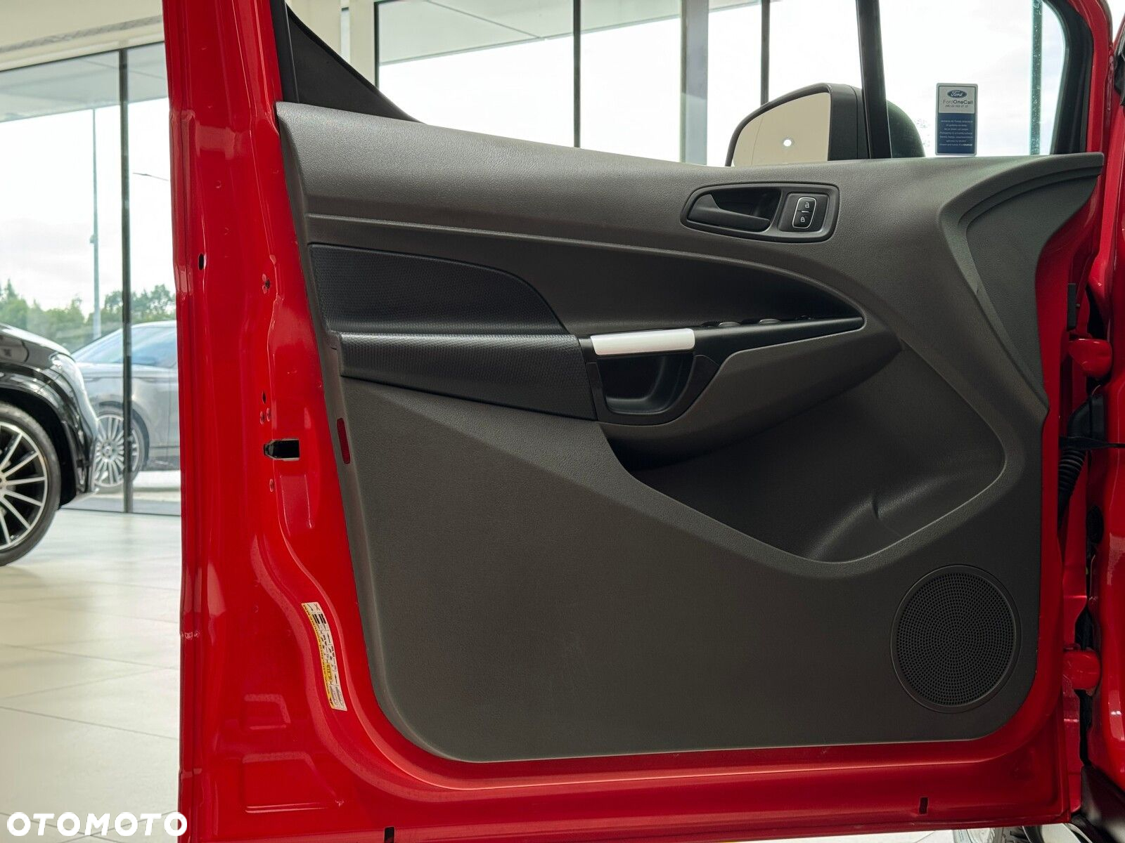 Ford Transit Connect - 12