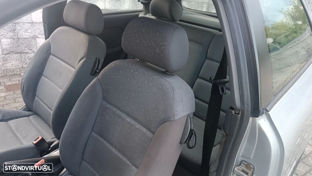 Audi A3 1.9 TDI Attraction - 11
