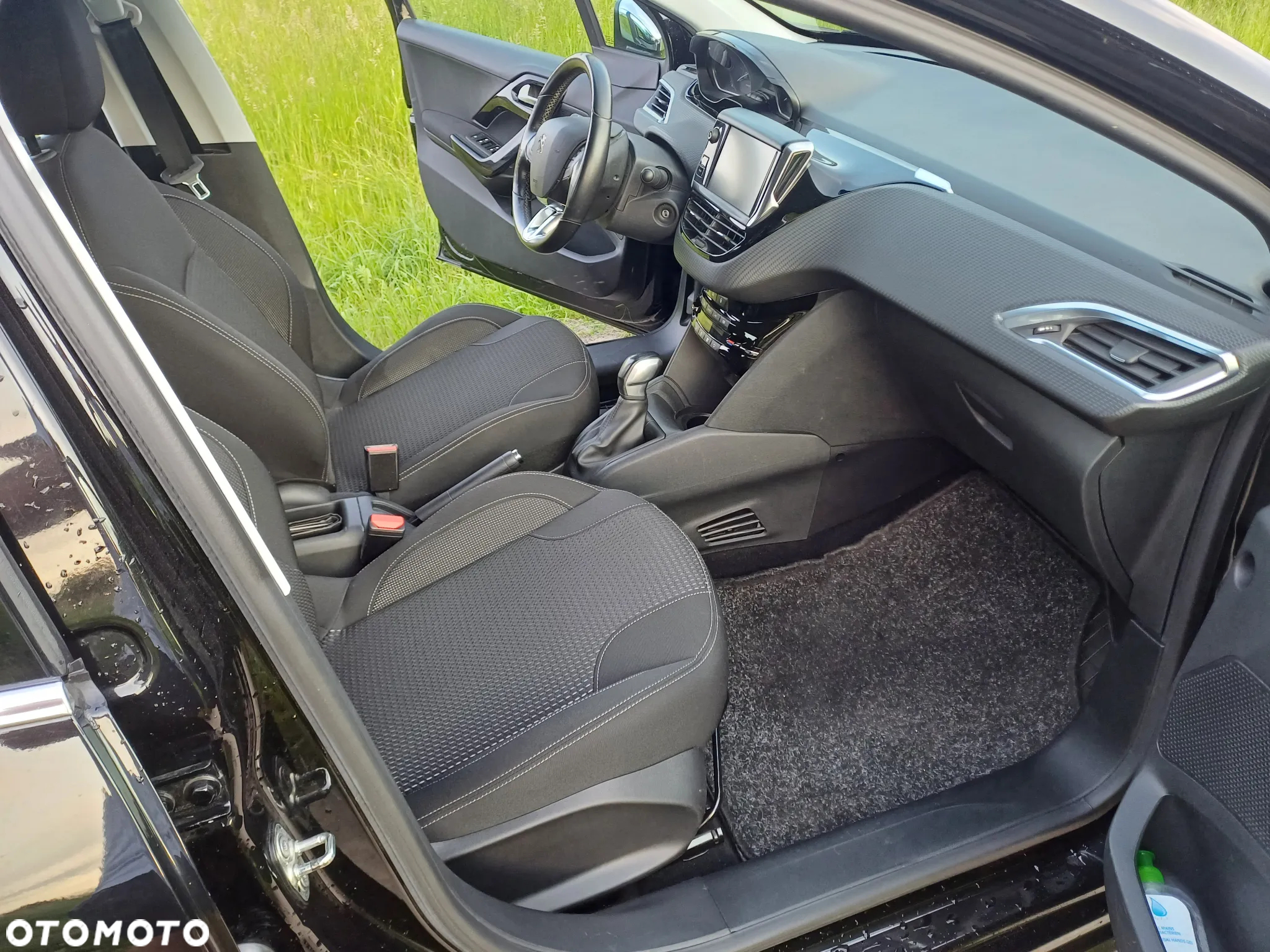 Peugeot 208 PureTech 110 Stop & Start Active - 12