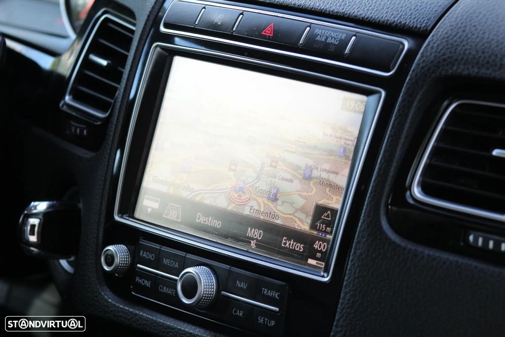 VW Touareg 3.0 TDI V6 - 27