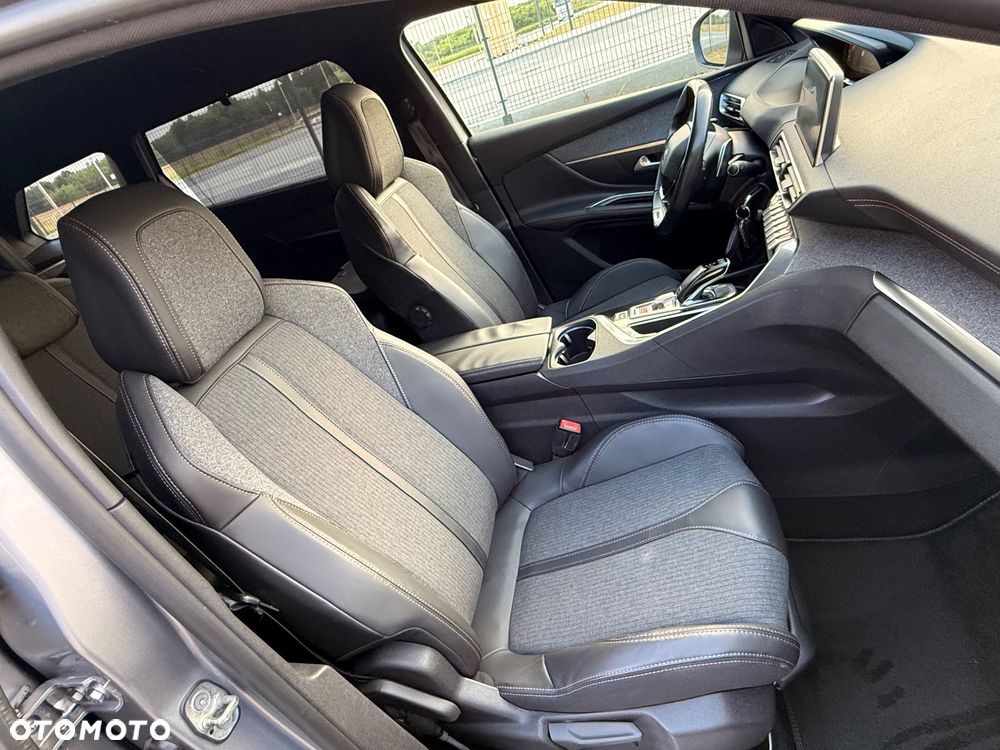 Peugeot 5008 - 27