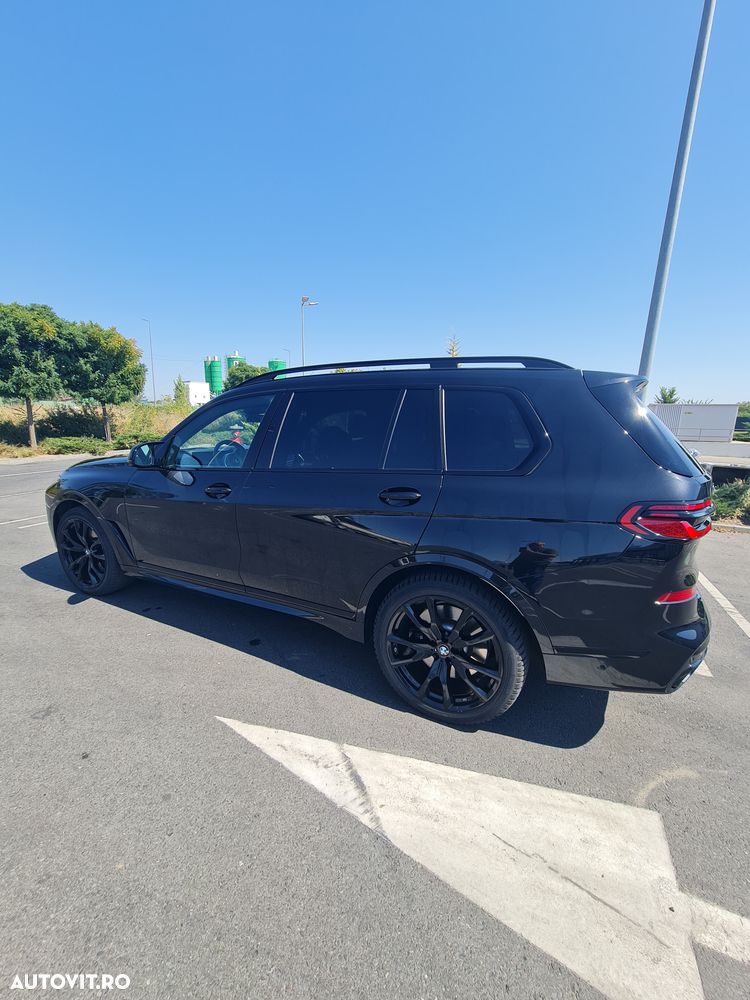 BMW X7 M60i xDrive AT MHEV - 3