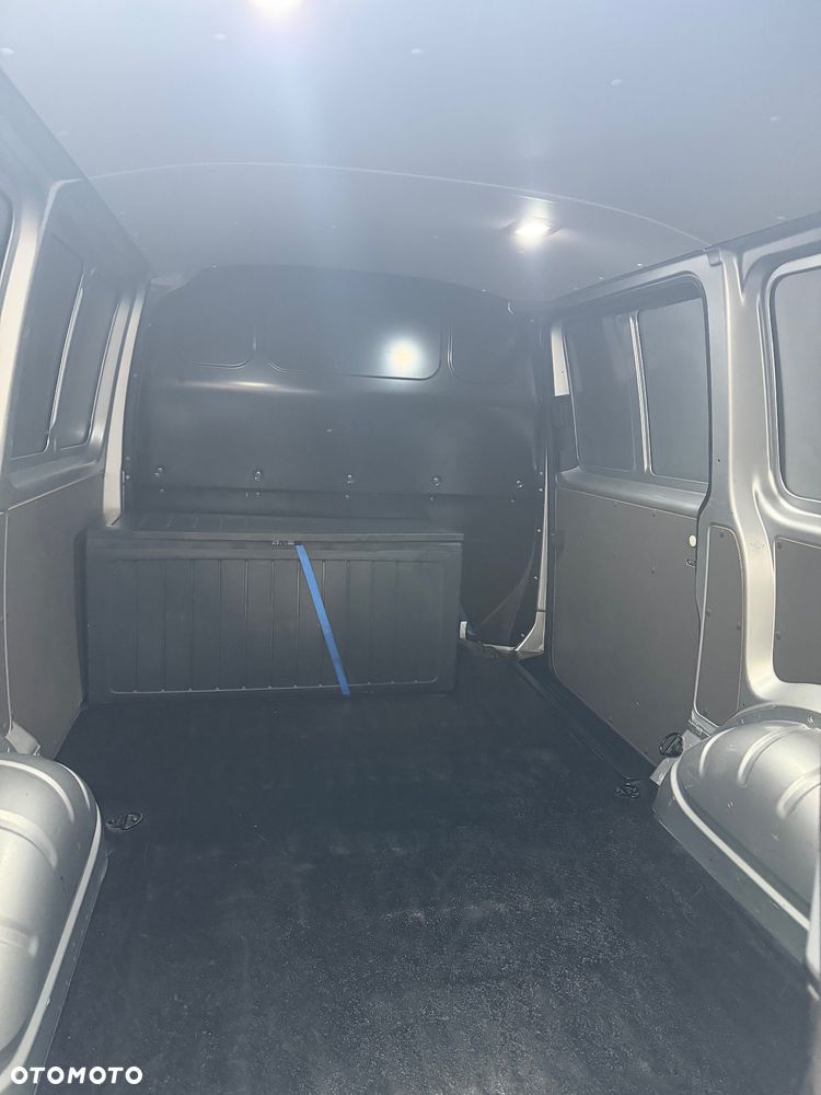 Volkswagen transporter - 25