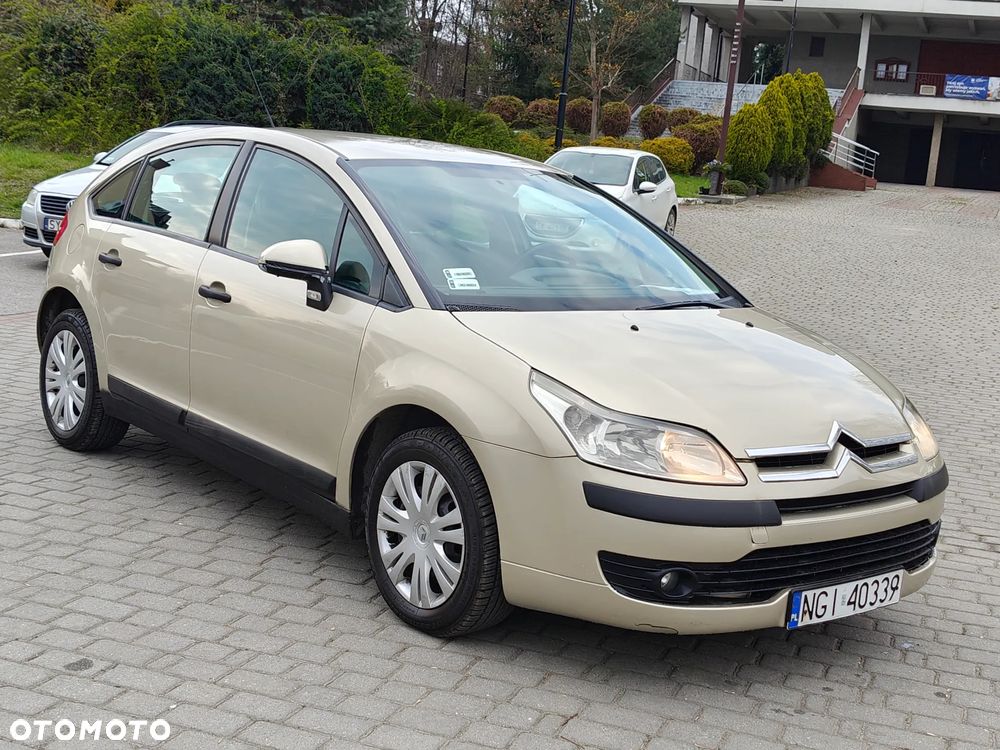 Citroën C4 1.6 16V Impress - 12