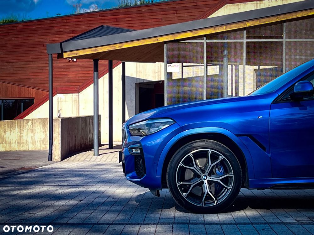 BMW X6 xDrive40d mHEV - 22