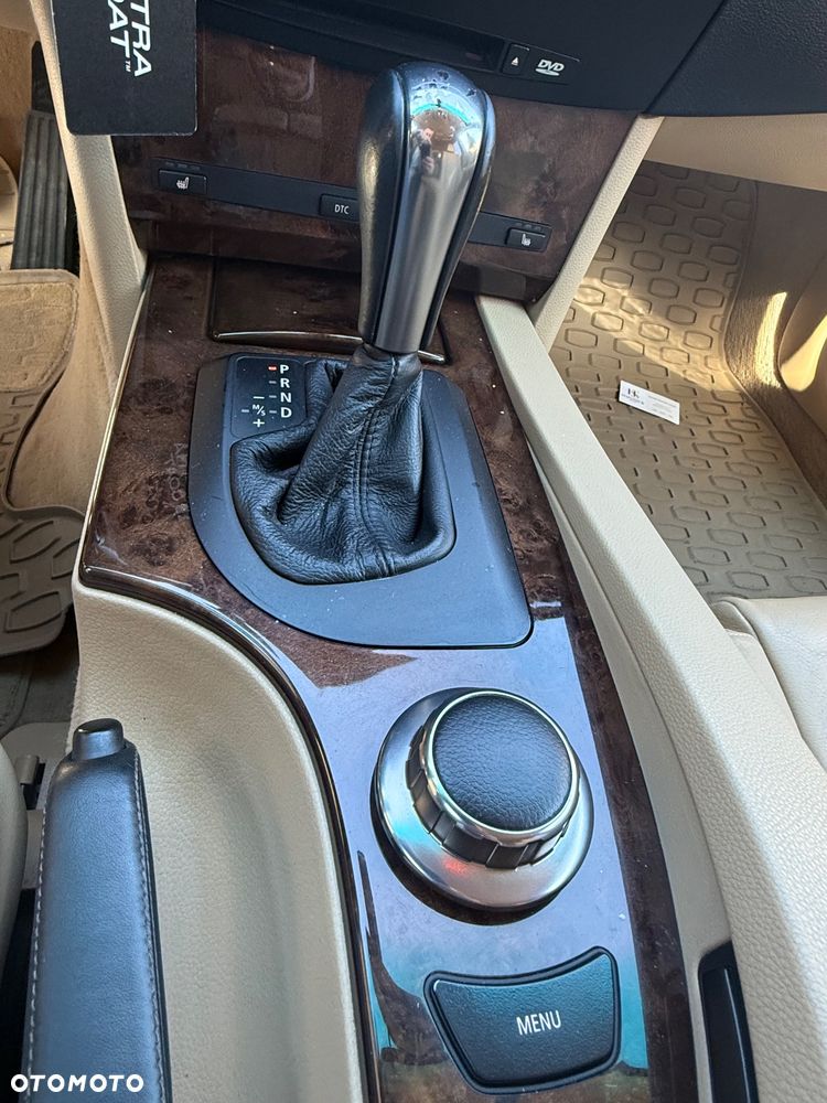 BMW Seria 5 - 16