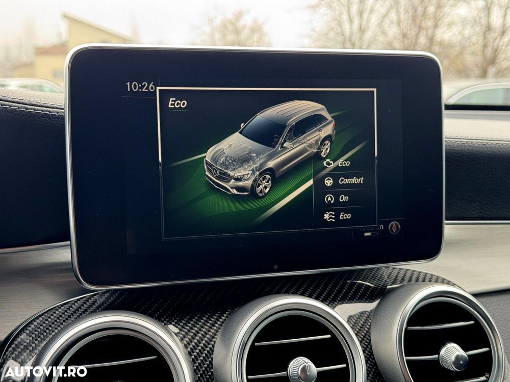 Mercedes-Benz GLC - 17