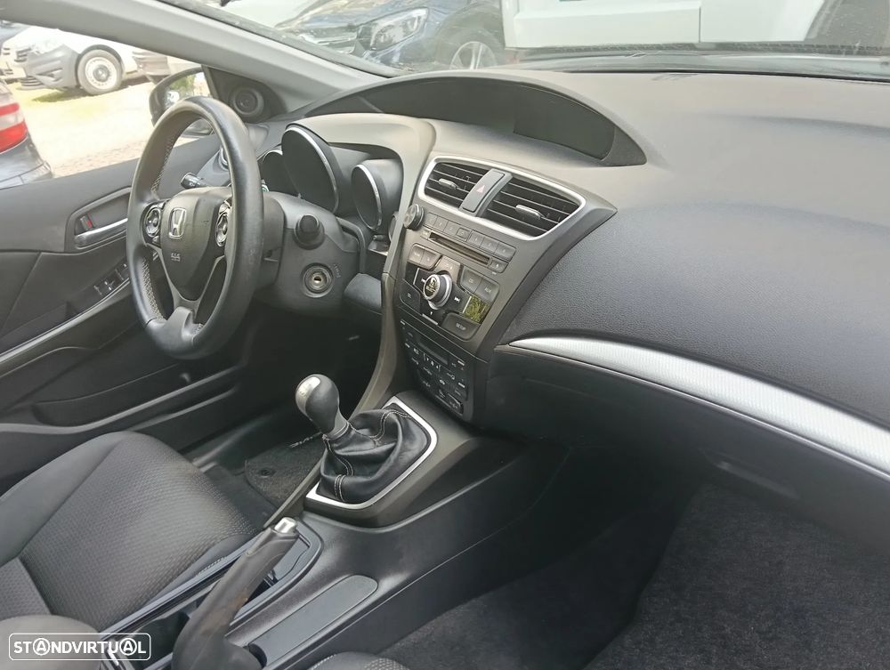 Honda Civic 1.6 i-DTEC Pro Edition - 23