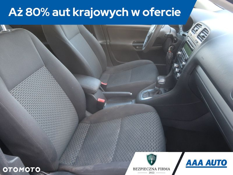 Volkswagen Golf - 10
