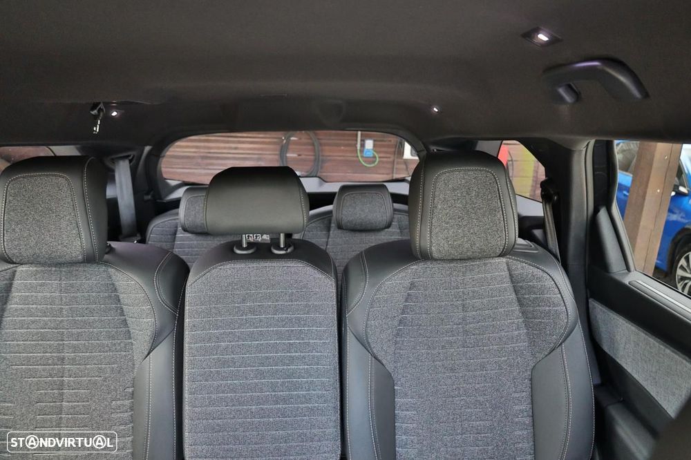 Peugeot 5008 1.2 Hybrid Allure Pack e-DCS6 - 8