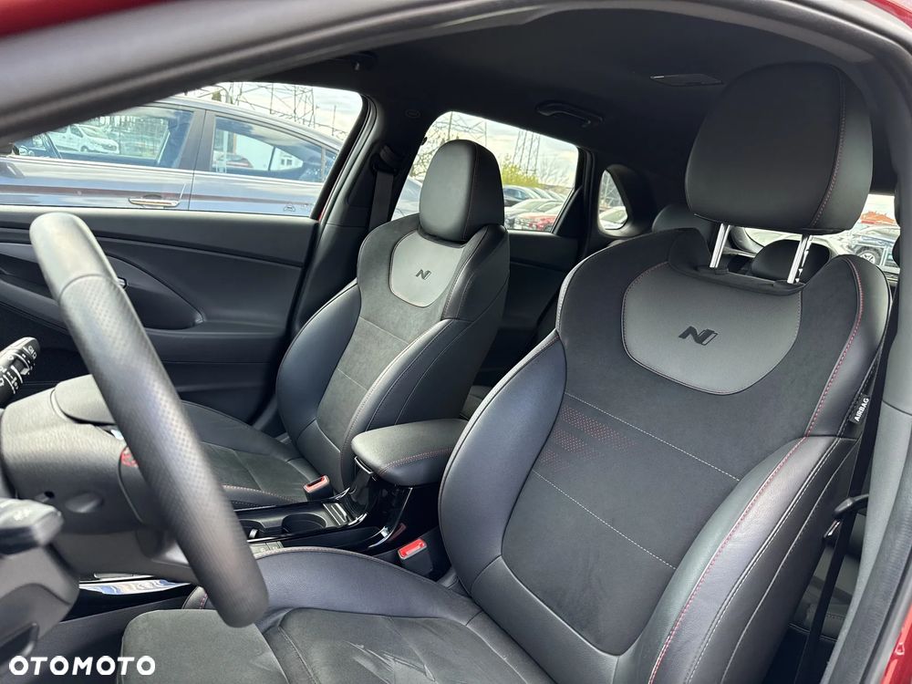 Hyundai i30 1.5 T-GDI 48V-Hybrid DCT N-Line - 11