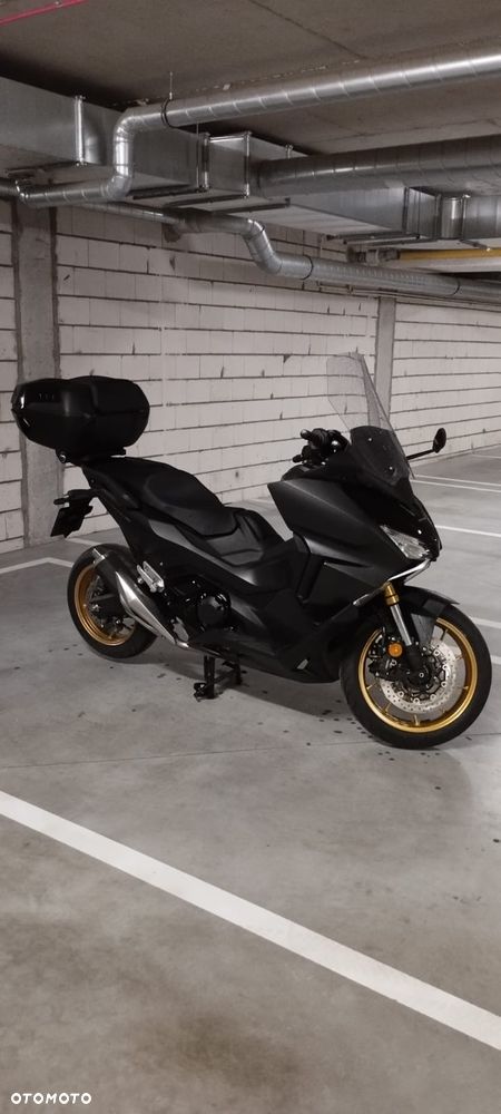 Honda NSS - 9