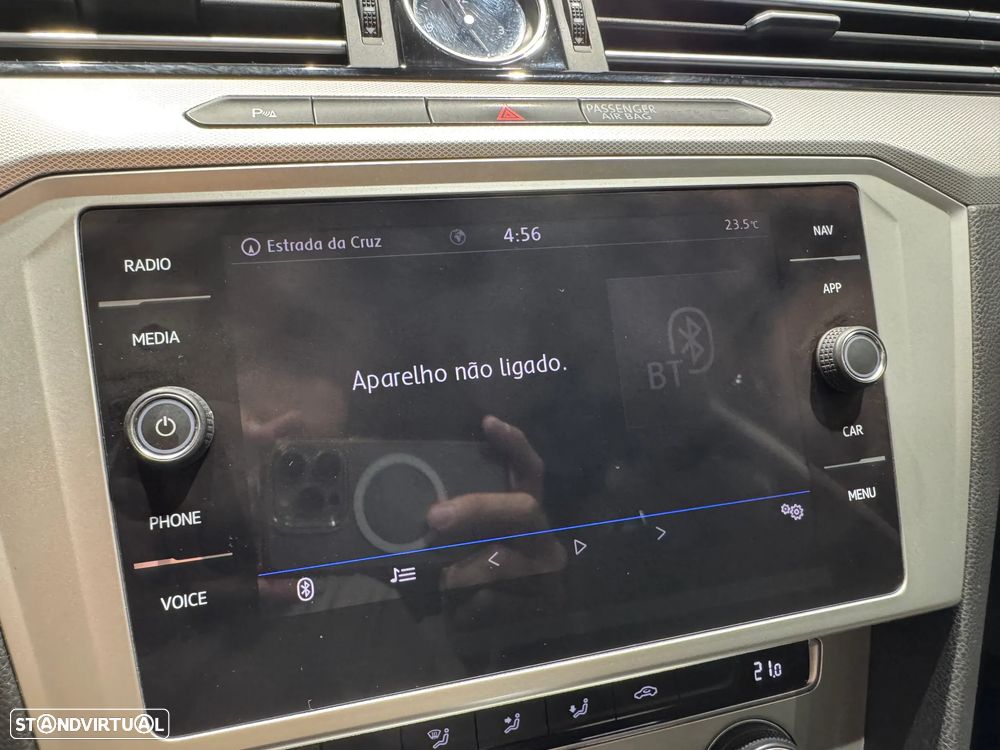 VW Passat 2.0 TDI Elegance DSG - 35