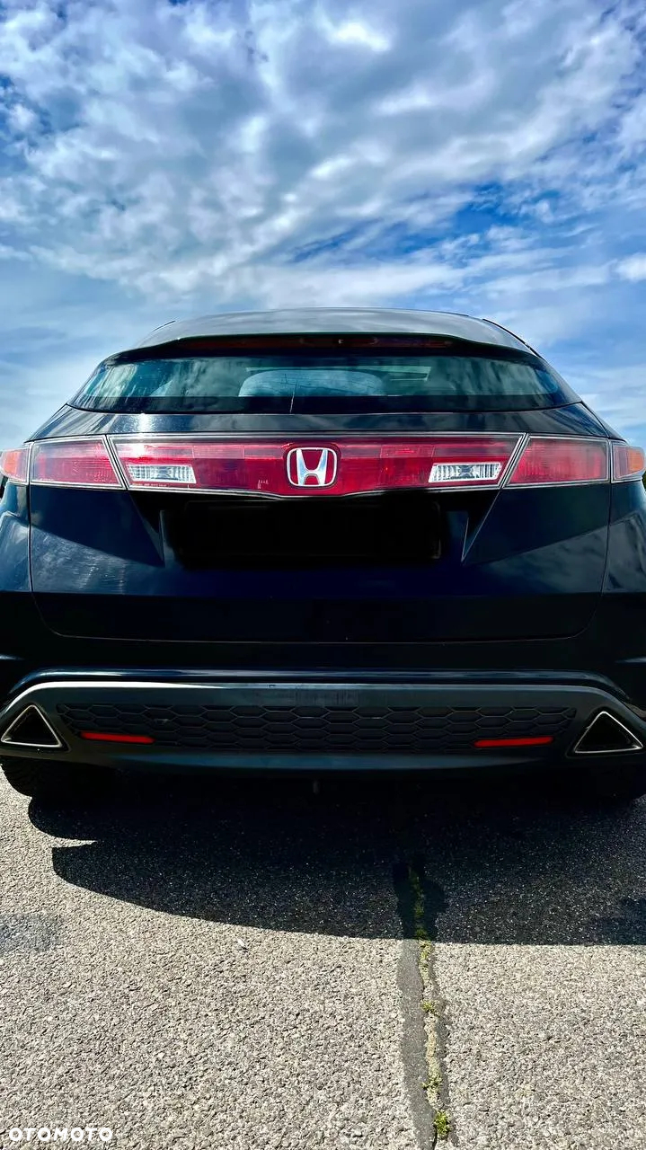 Honda Civic 2.2i-CTDi Comfort - 2