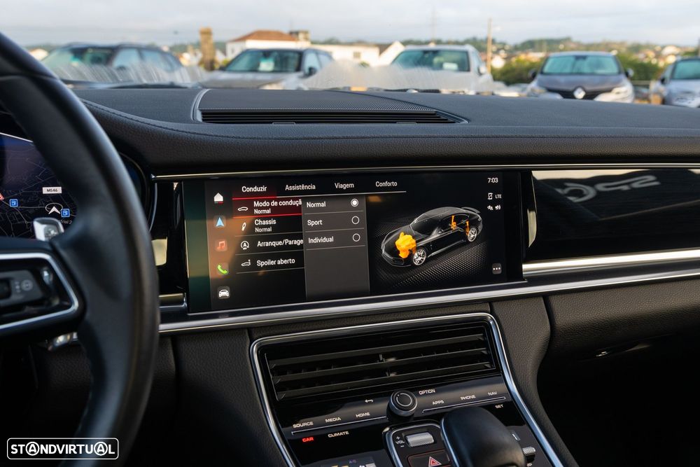 Porsche Panamera 4 - 22