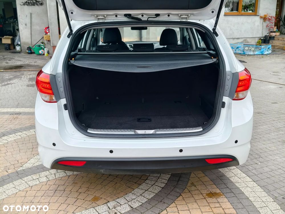 Hyundai i40 - 10