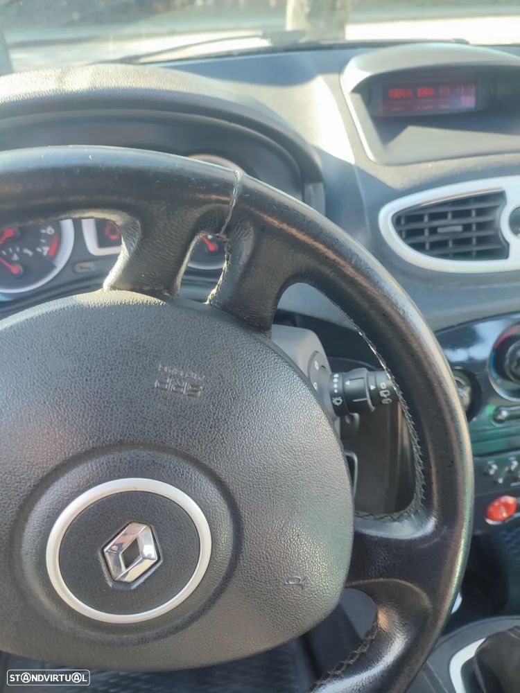 Renault Clio 1.2 16V Rip Curl II - 6