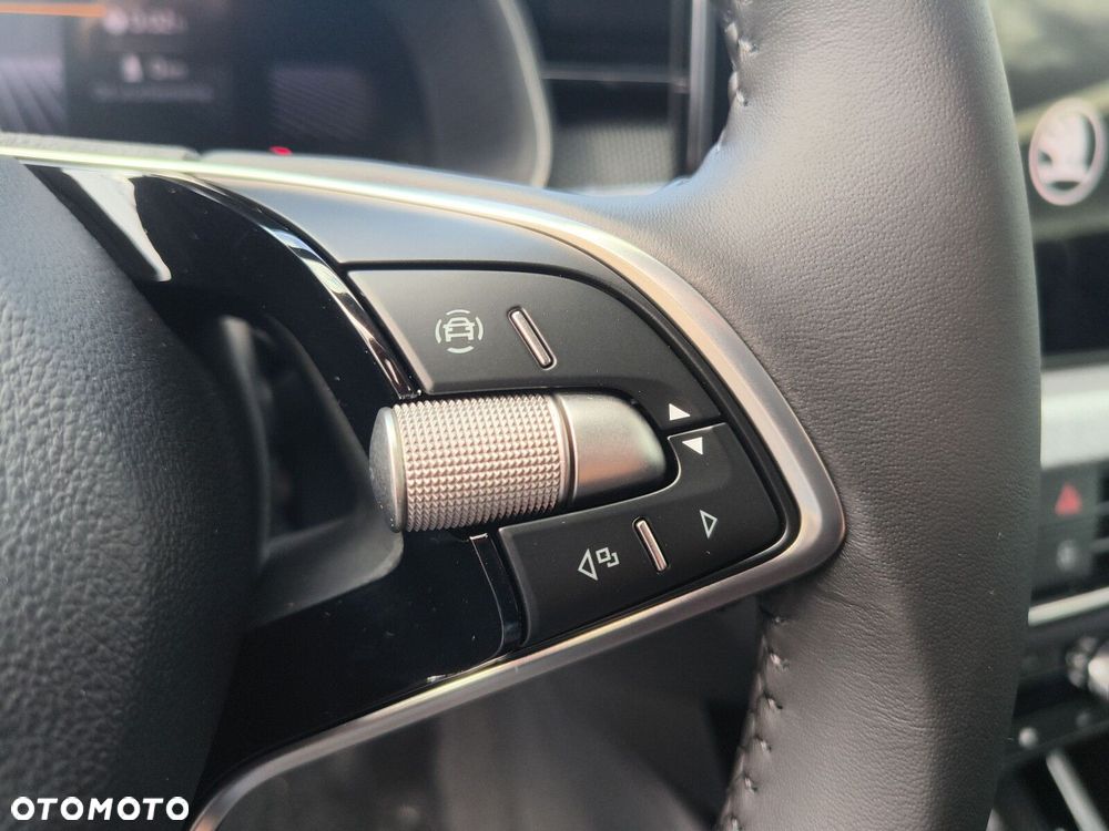 Skoda Kamiq 1.0 TSI Selection - 25