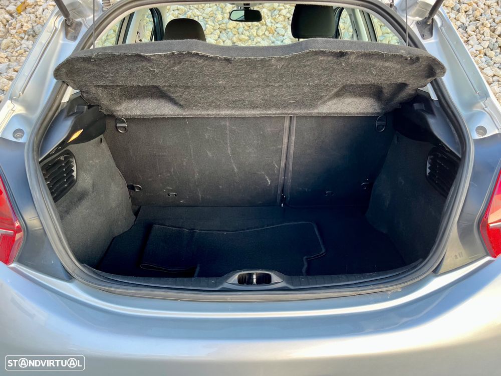 Peugeot 208 1.2 PureTech Allure - 20