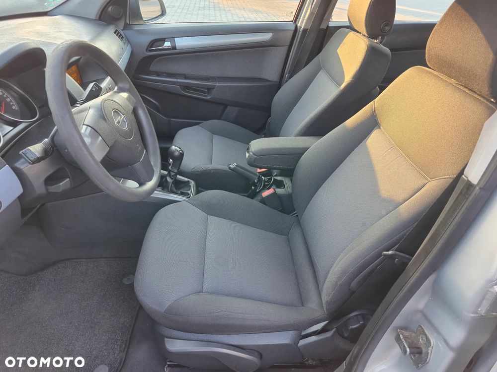 Opel Astra 1.6 - 13