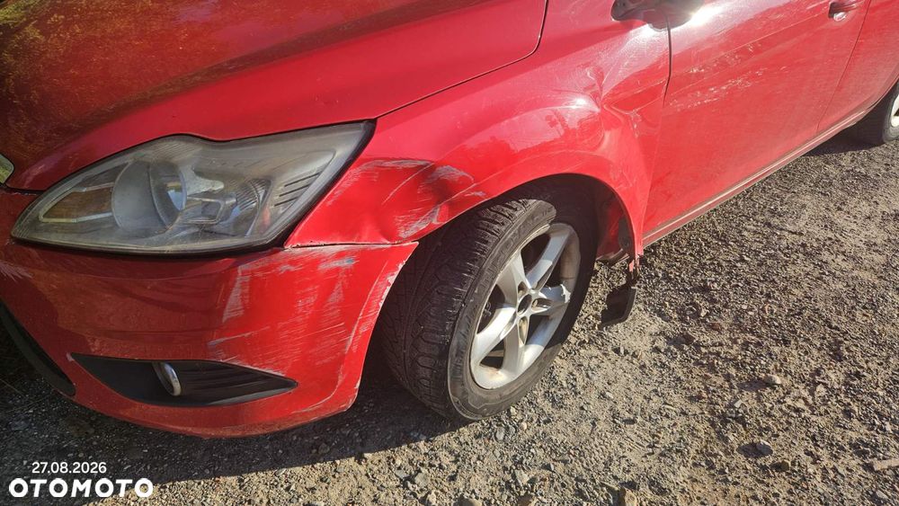 Ford Focus 1.6 Ghia - 13