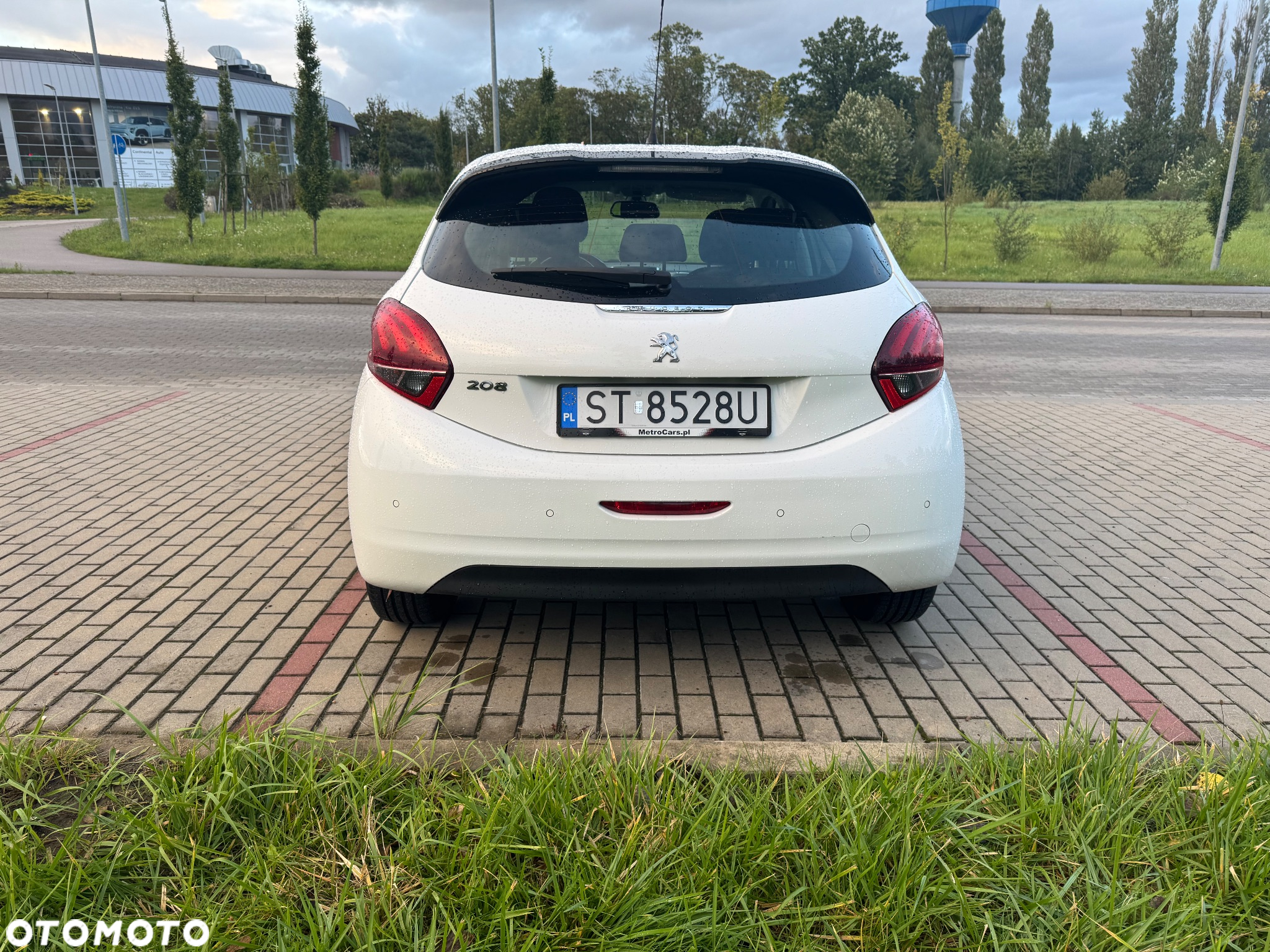Peugeot 208 - 3