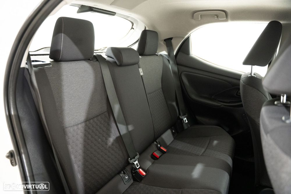 Toyota Yaris 1.5 VVT-i Comfort Plus - 20