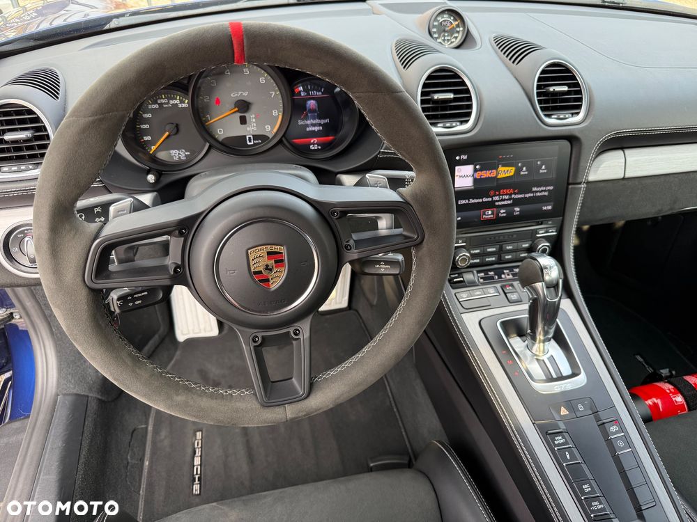 Porsche 718 Cayman GT4 PDK - 16