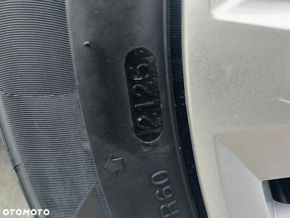 Dacia Sandero Stepway TCe 90 Prestige - 27